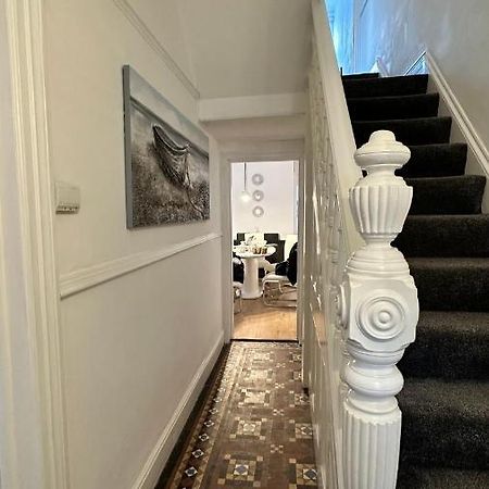 Victorian/Modern House Newport (Gwent) Exterior foto